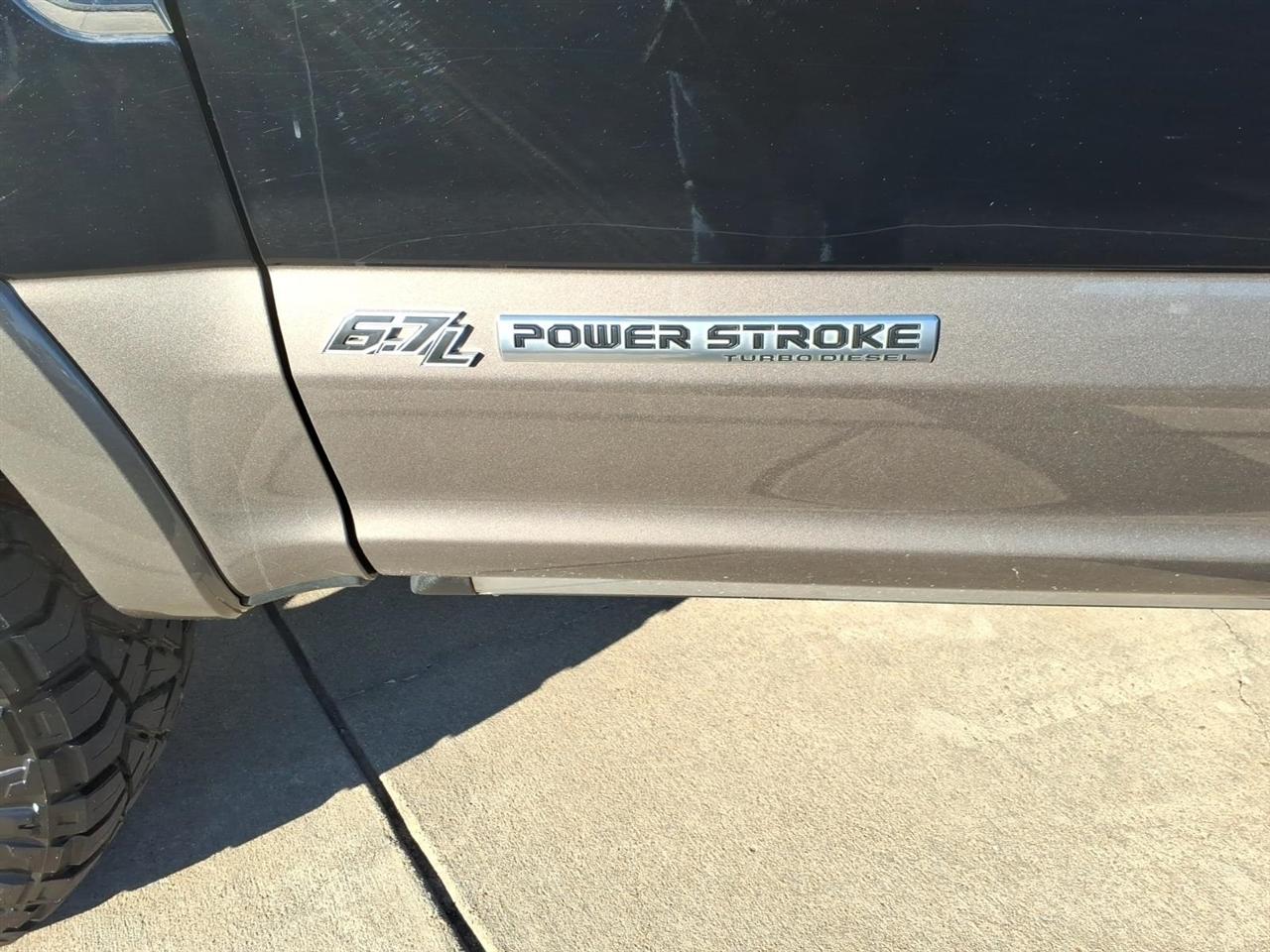 Ford Super Duty F-250 SRW King Ranch 4WD Crew Cab 6.75' Box 2022