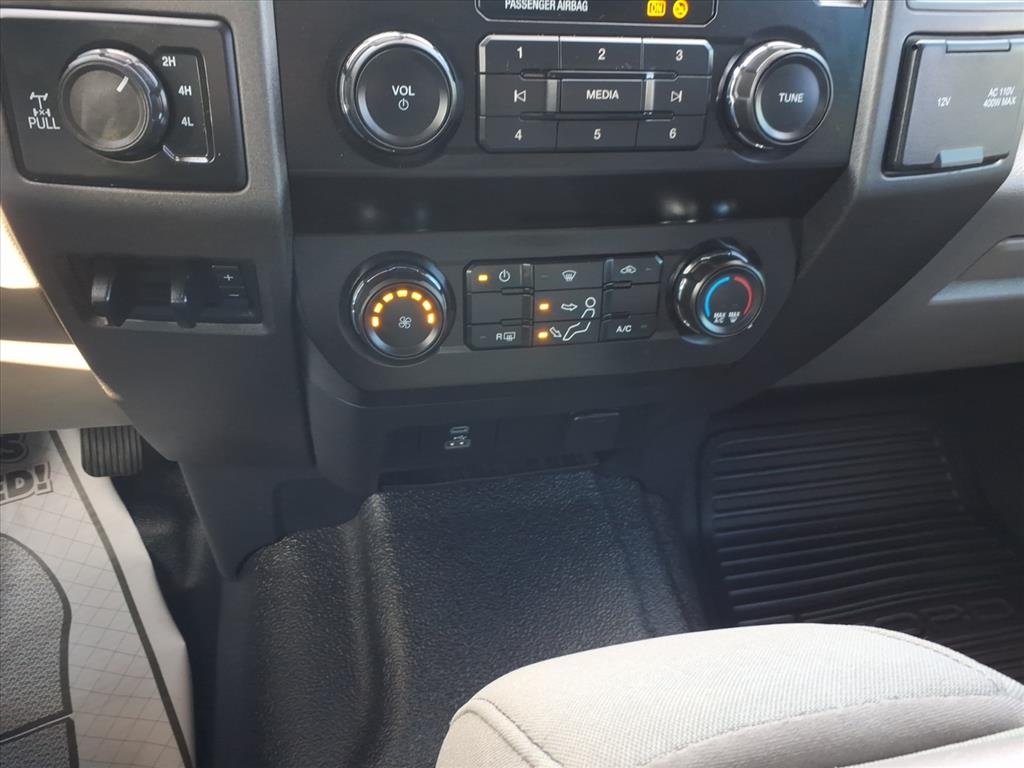 Ford Super Duty F-250 SRW  2022