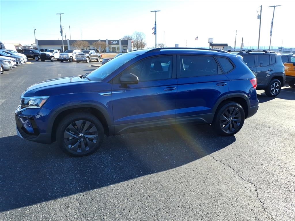 Volkswagen Taos  2023