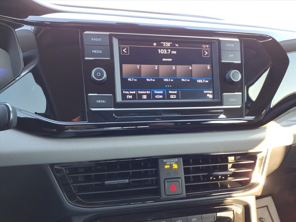 Volkswagen Taos  2023