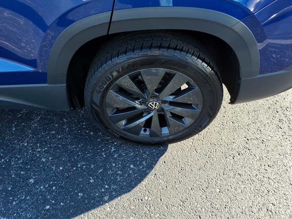 Volkswagen Taos  2023