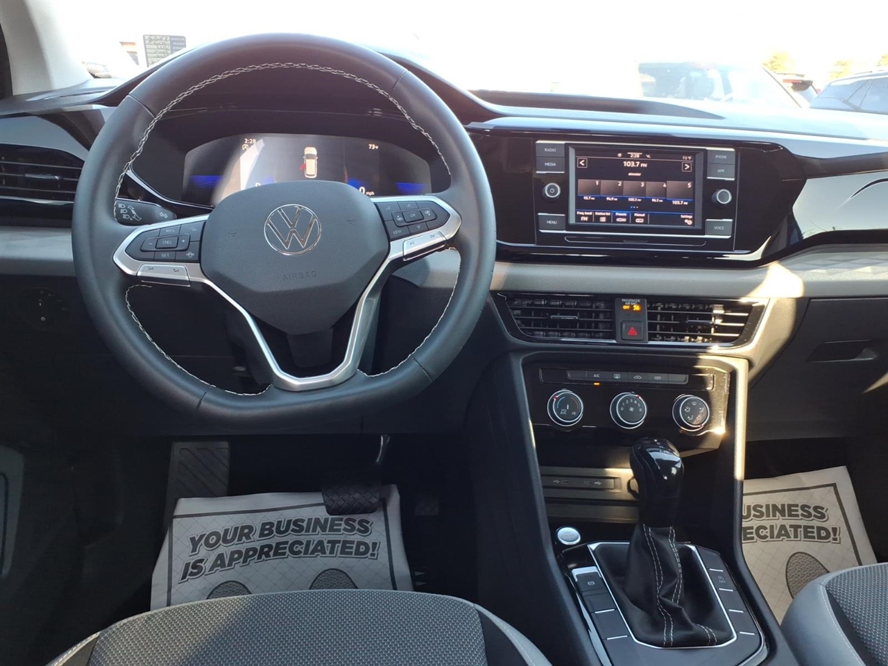 Volkswagen Taos  2023