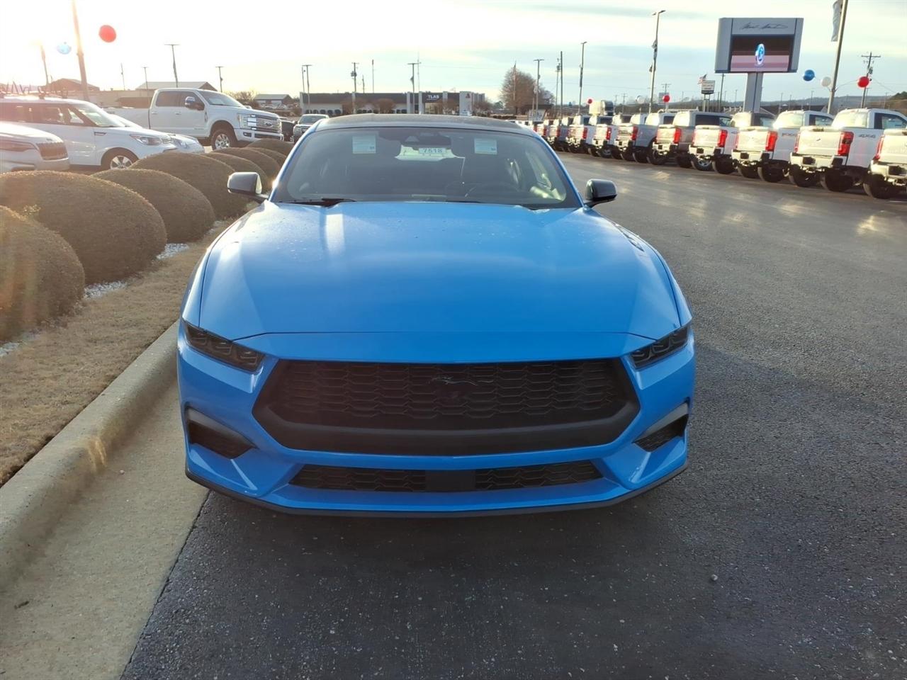 Ford Mustang  2026