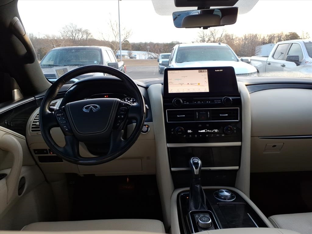 Infiniti QX80  2023