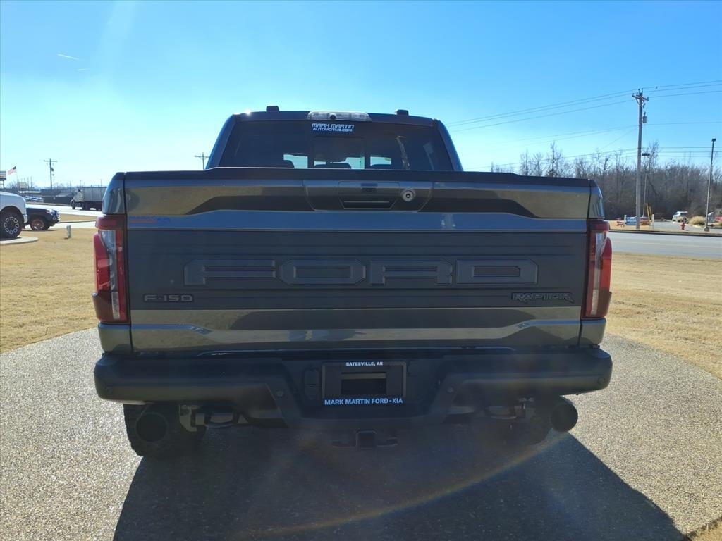 Ford F-150  2025