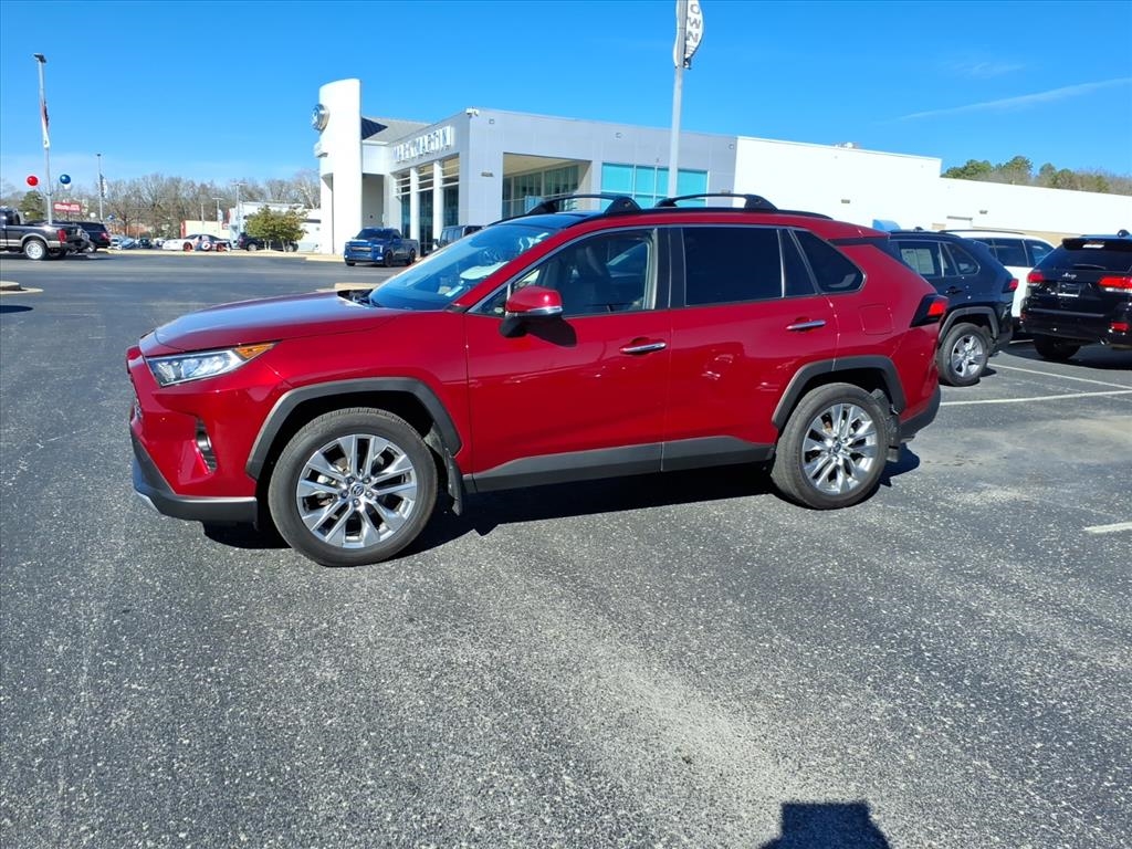 Toyota RAV4  2021