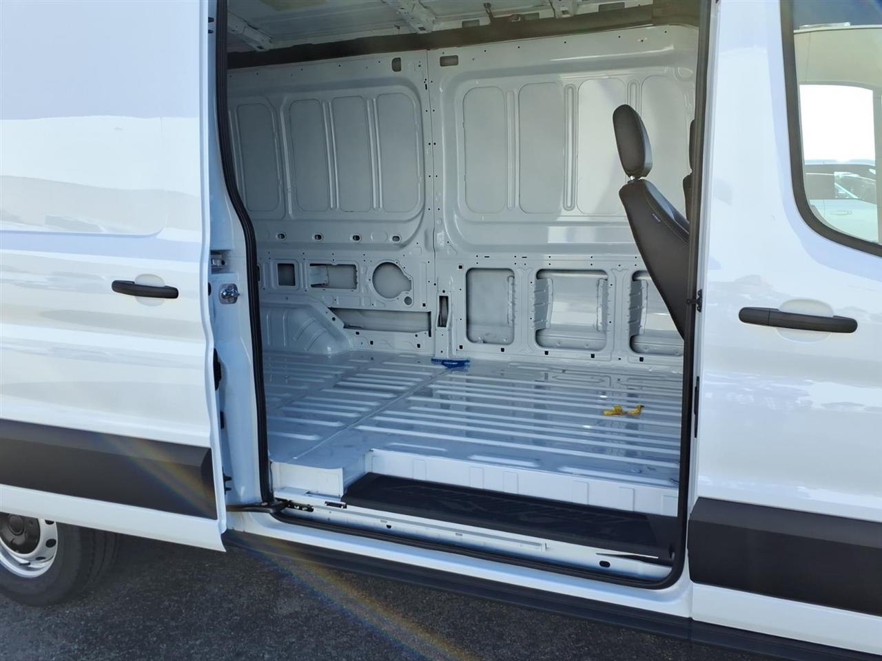 Ford Transit Cargo Van  2026