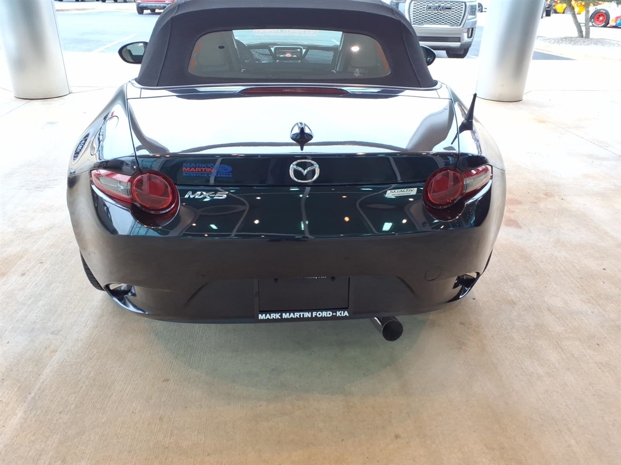 Mazda MX-5 Miata  2016