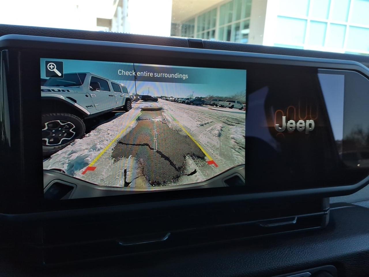 Jeep Gladiator Nighthawk 4x4 2025