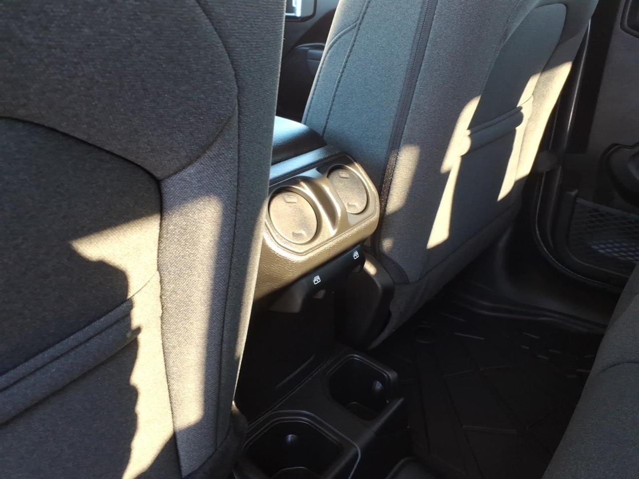 Jeep Gladiator Nighthawk 4x4 2025