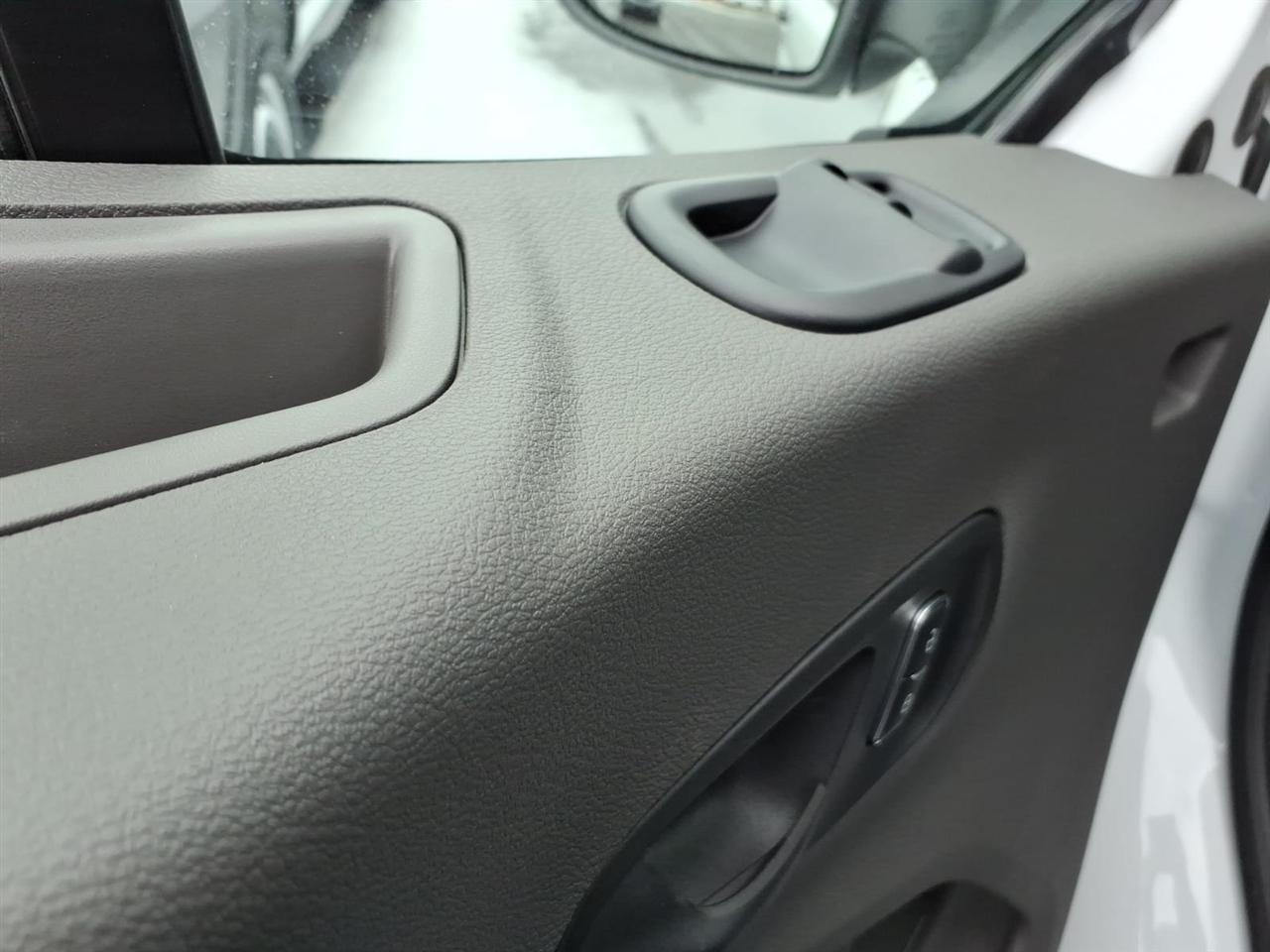 Ford Transit Passenger Wagon  2026