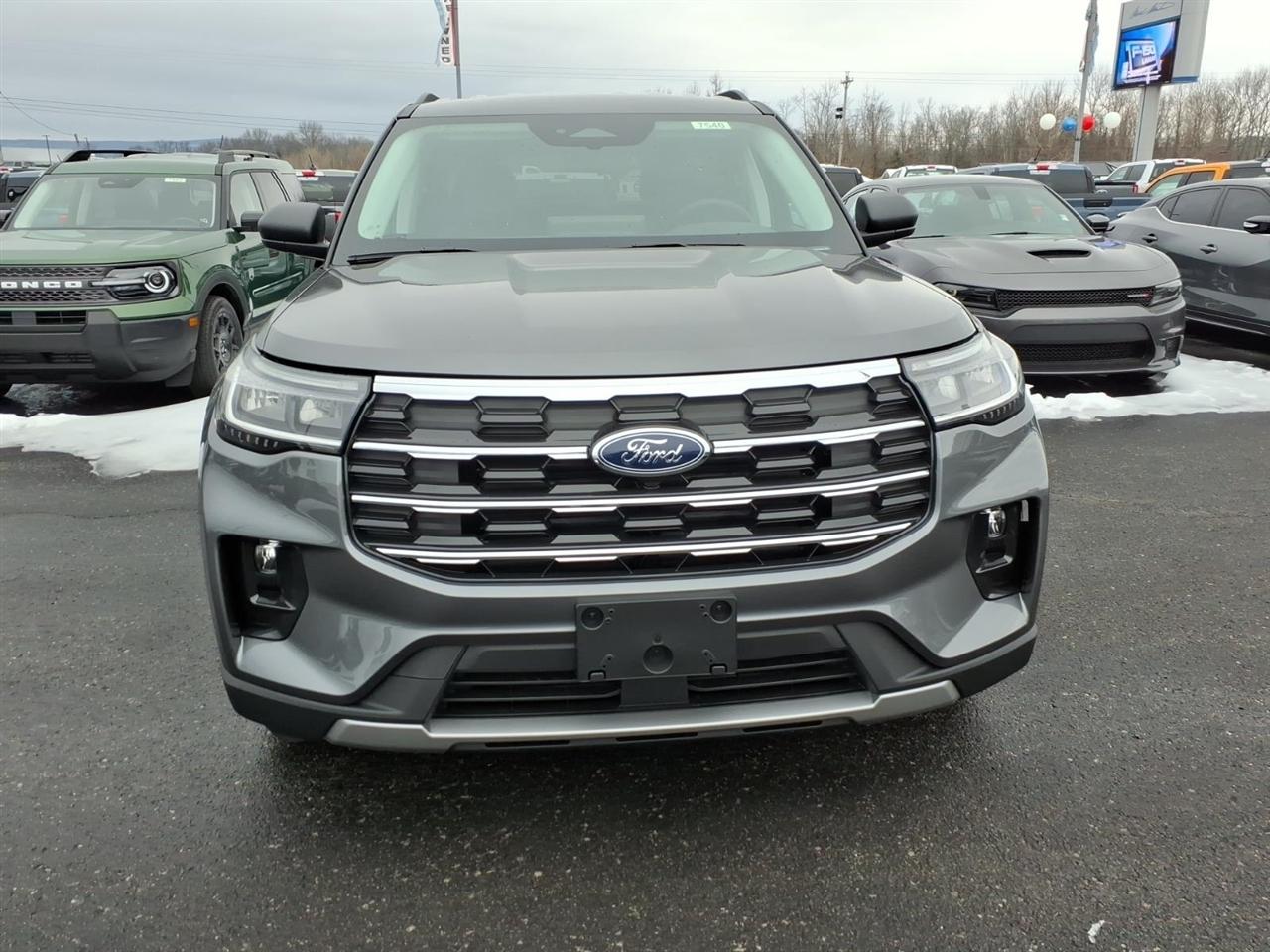 Ford Explorer  2026