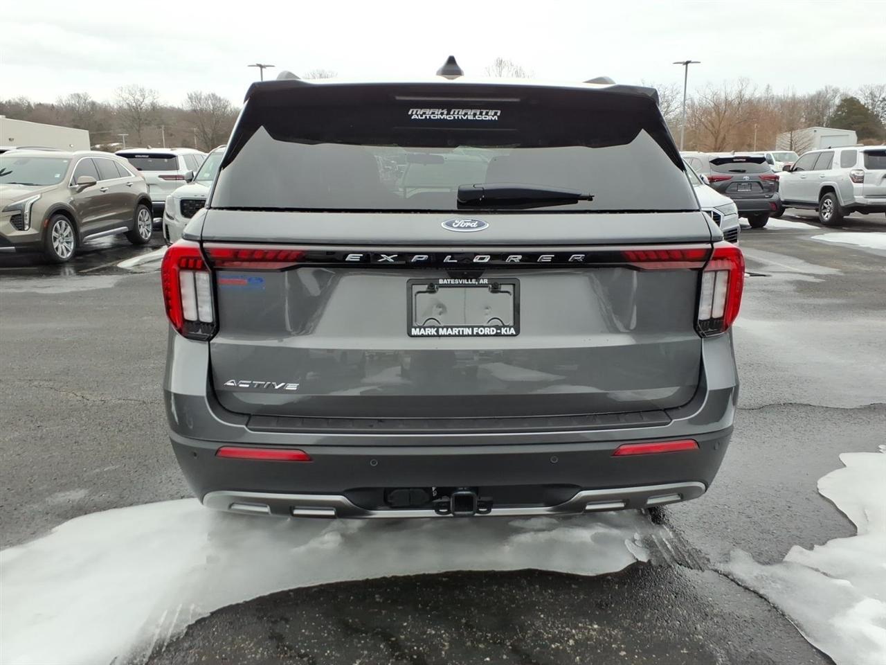 Ford Explorer  2026