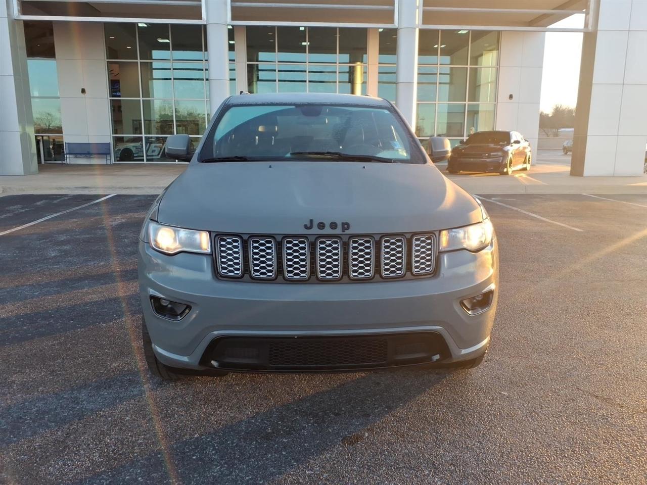 Jeep Grand Cherokee  2021