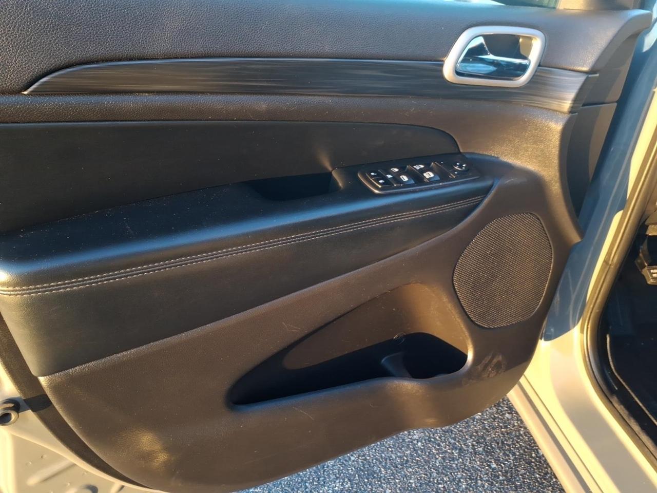 Jeep Grand Cherokee  2021