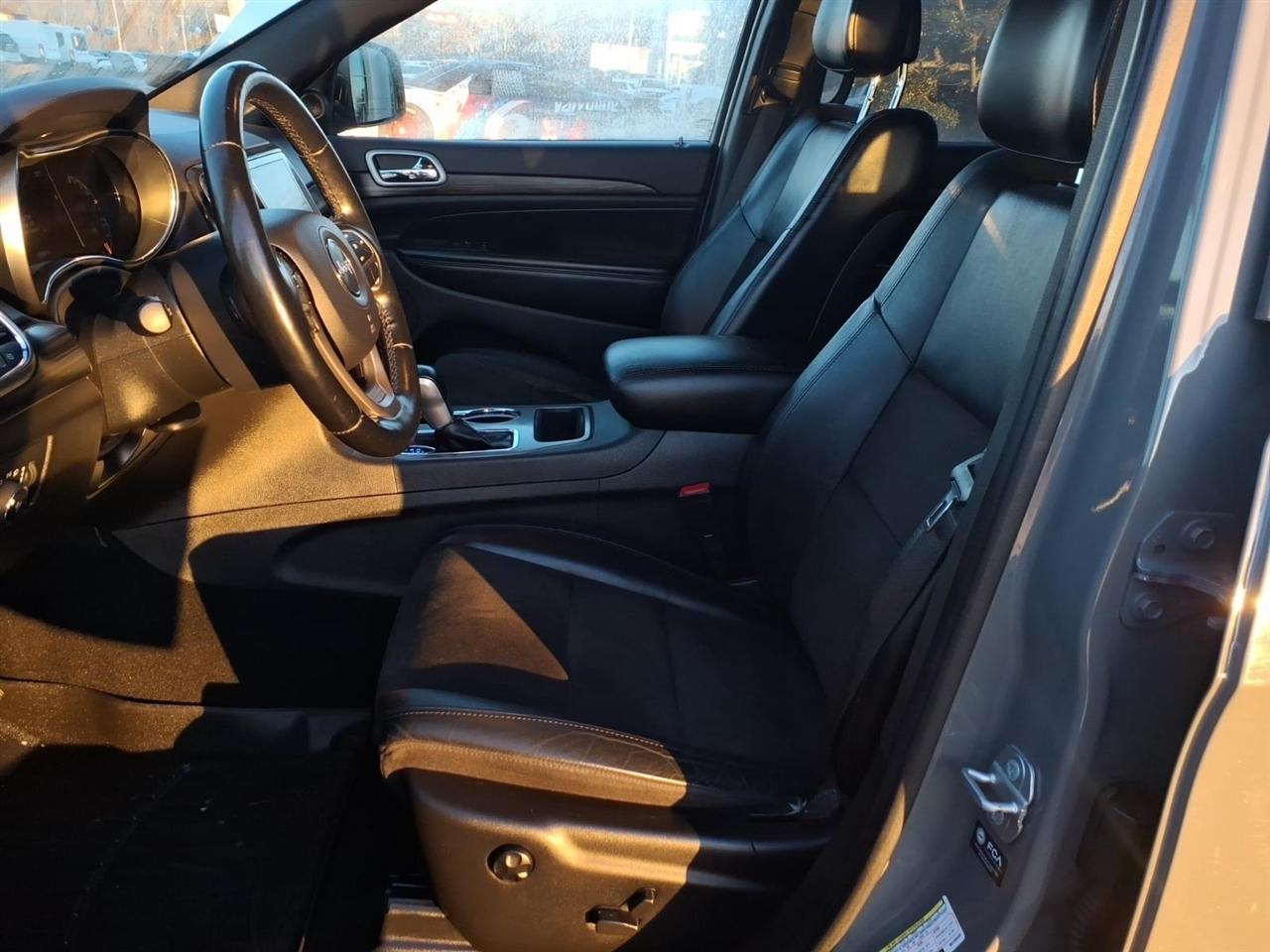 Jeep Grand Cherokee  2021