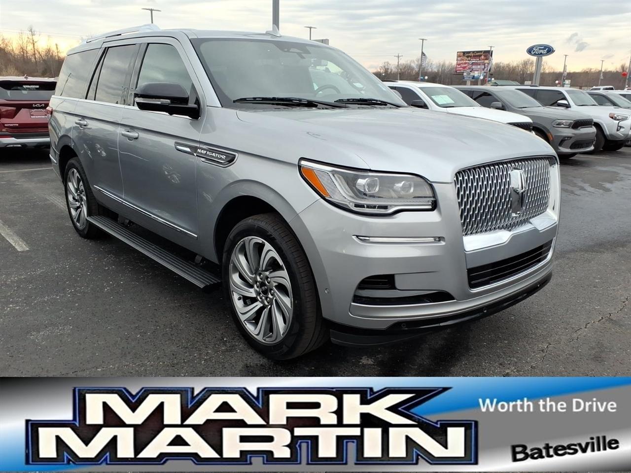 2023 Lincoln Navigator Reserve