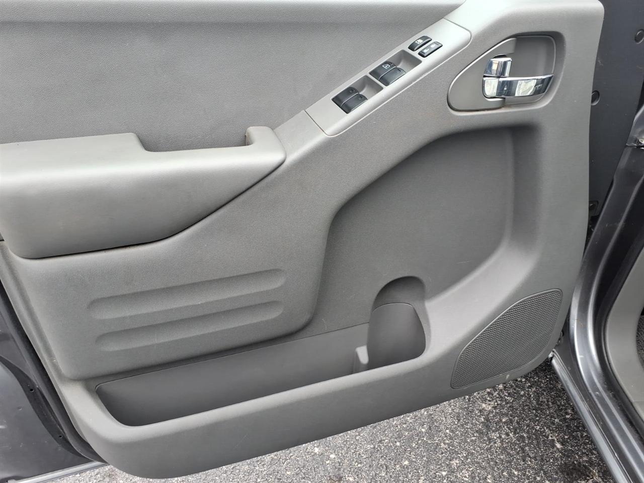 Nissan Frontier  2017