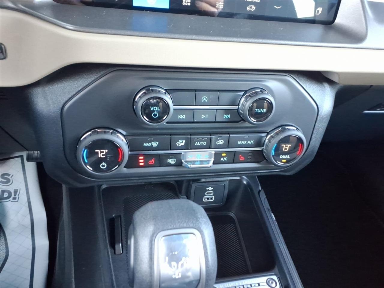 Ford Bronco  2026