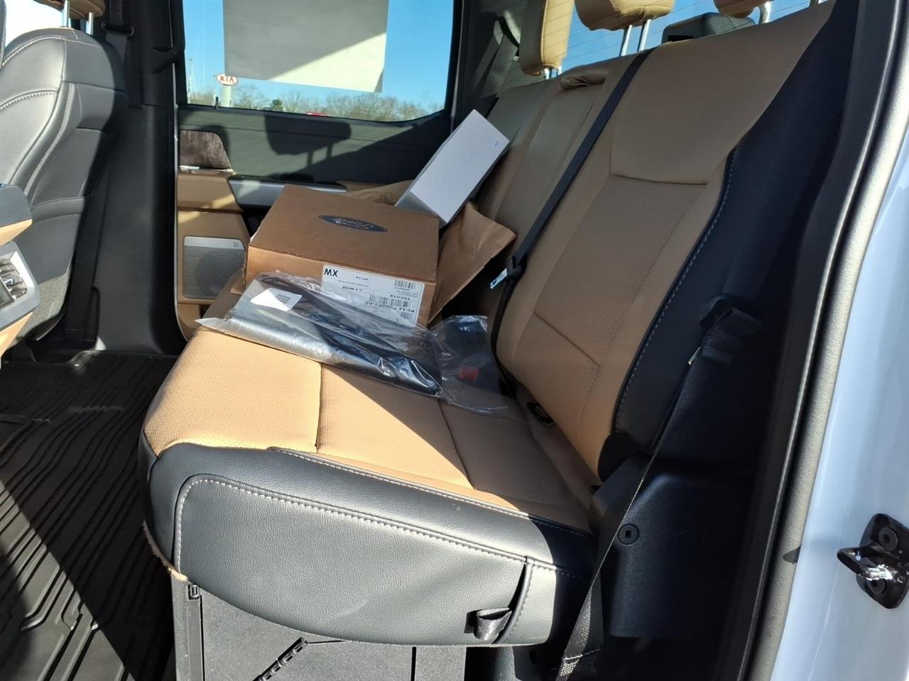 Ford Super Duty F-550 DRW  2026