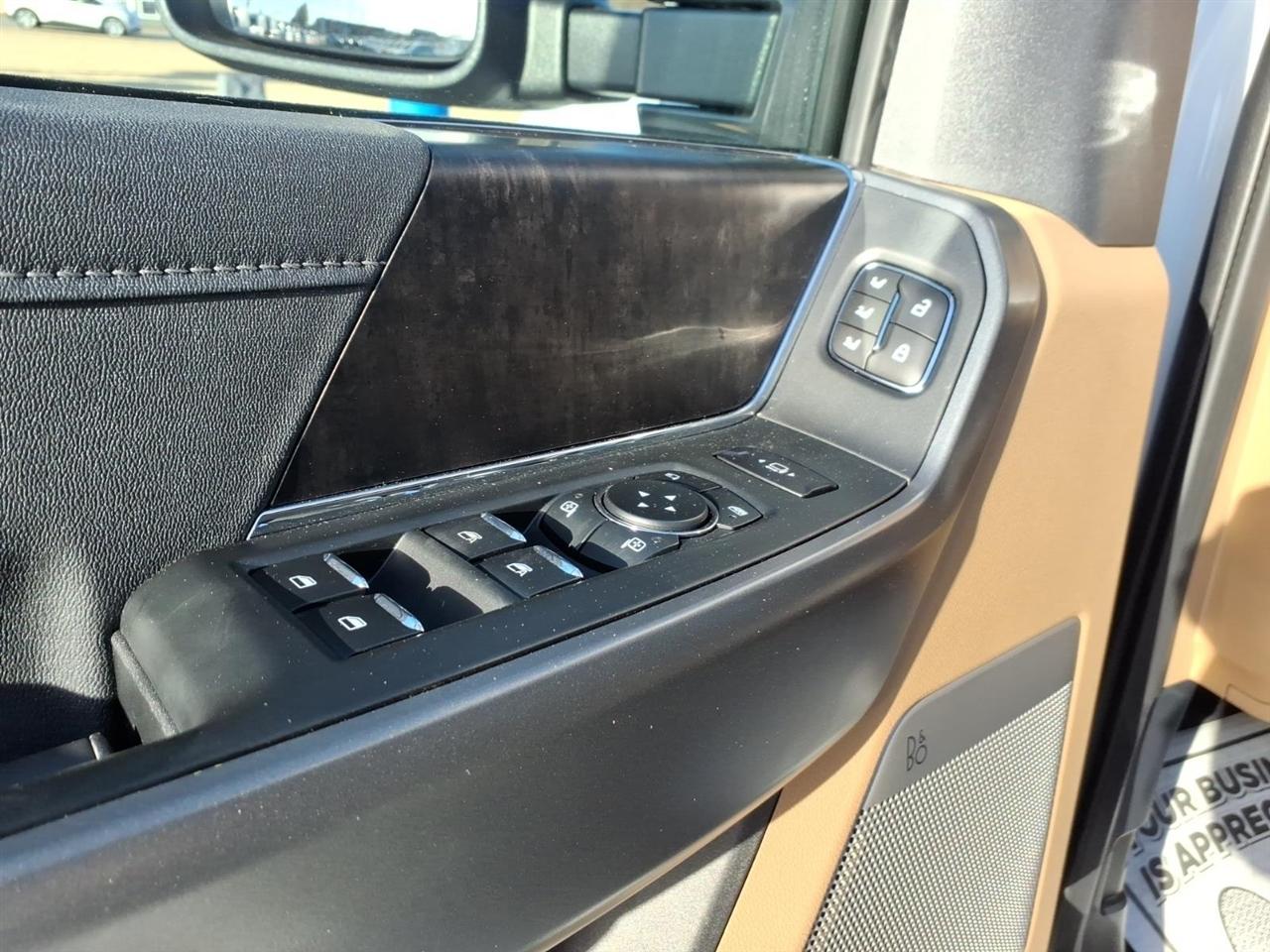 Ford Super Duty F-550 DRW  2026