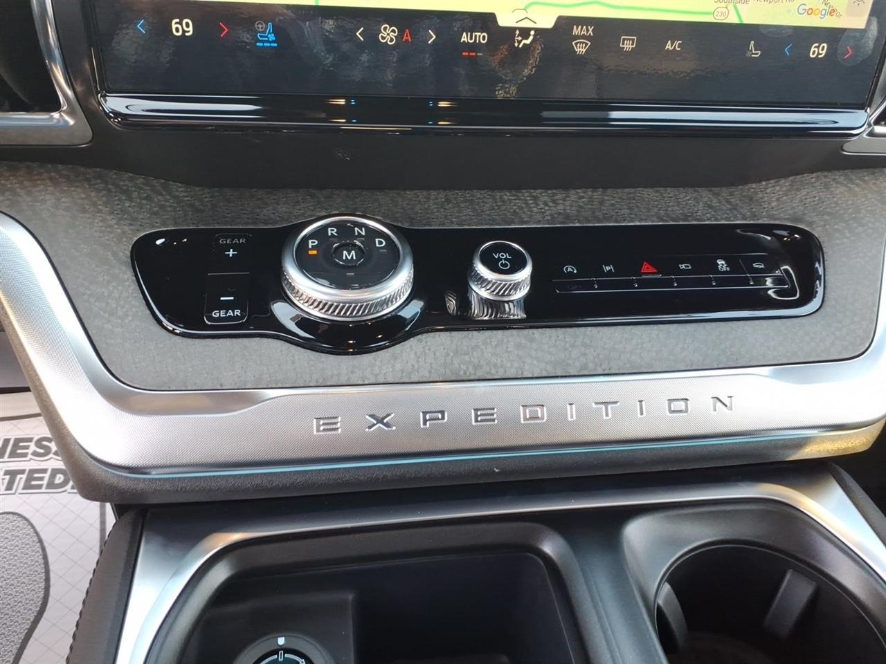 Ford Expedition  2026