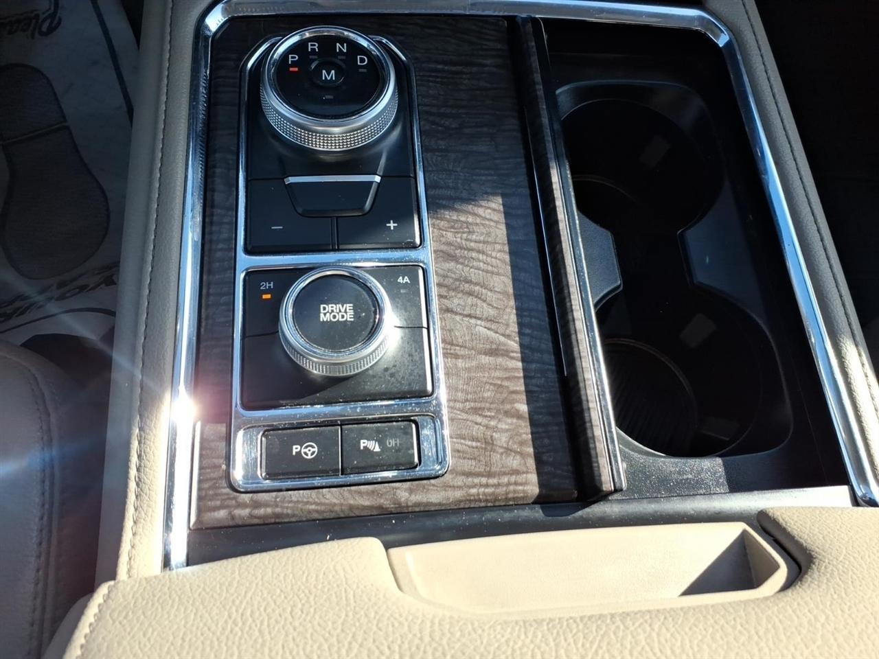 Ford Expedition  2019