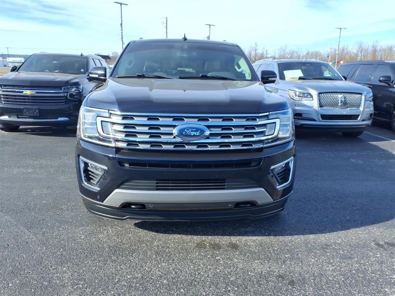 Ford Expedition  2021