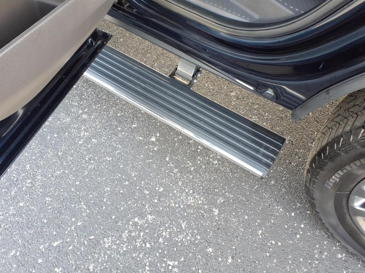 Ford Expedition  2021