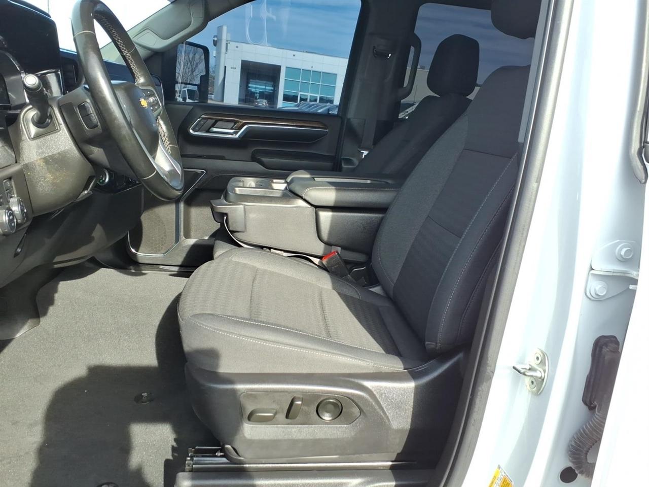 Chevrolet Silverado 2500HD  2024