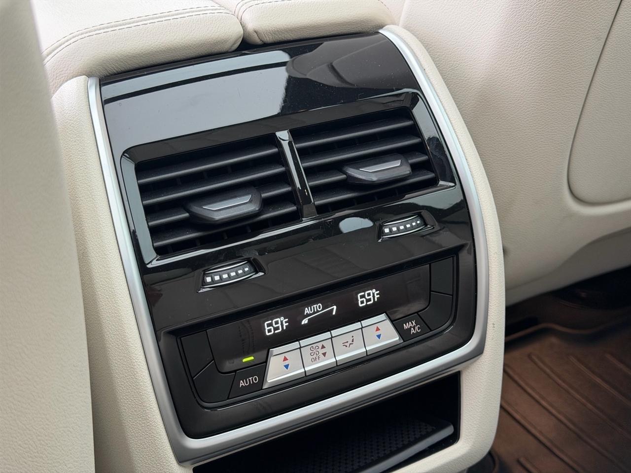 BMW X5  2022