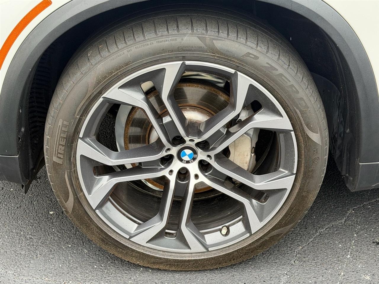 BMW X5  2022