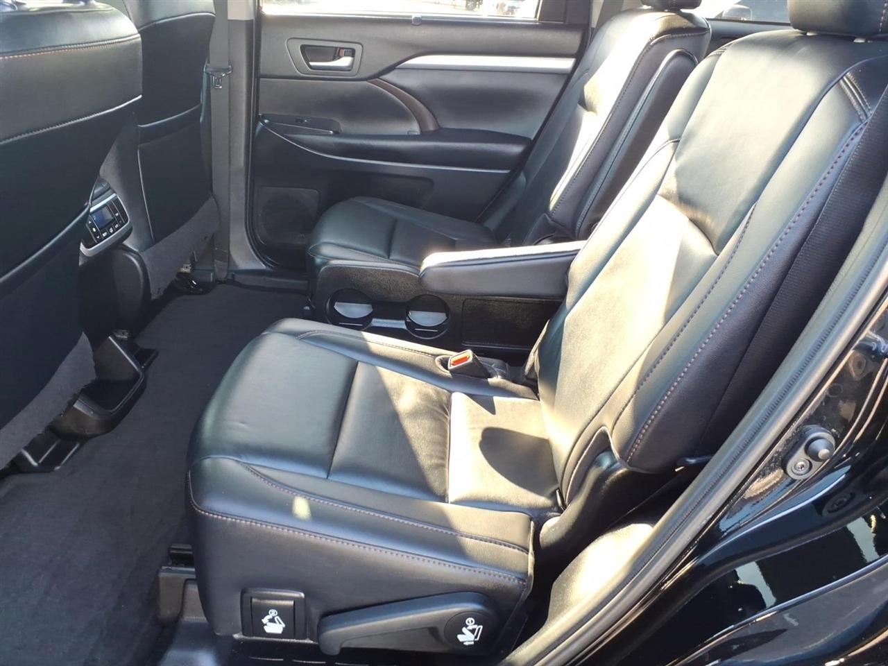 Toyota Highlander  2019