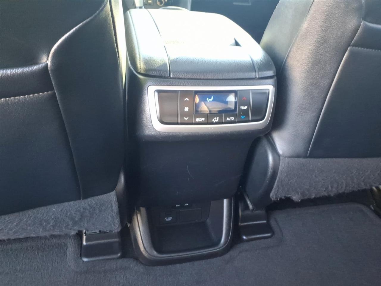 Toyota Highlander  2019