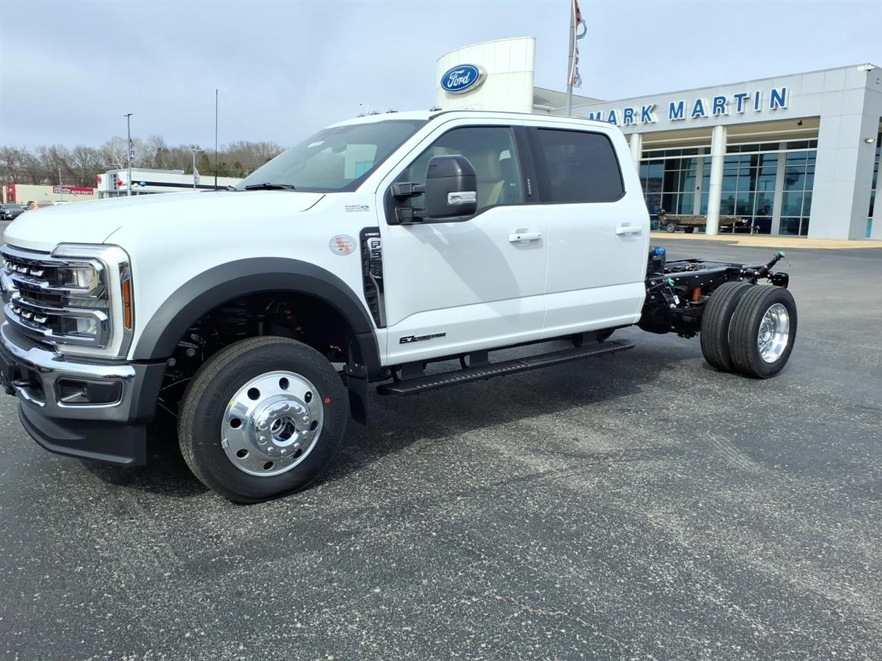 Ford Super Duty F-550 DRW  2026