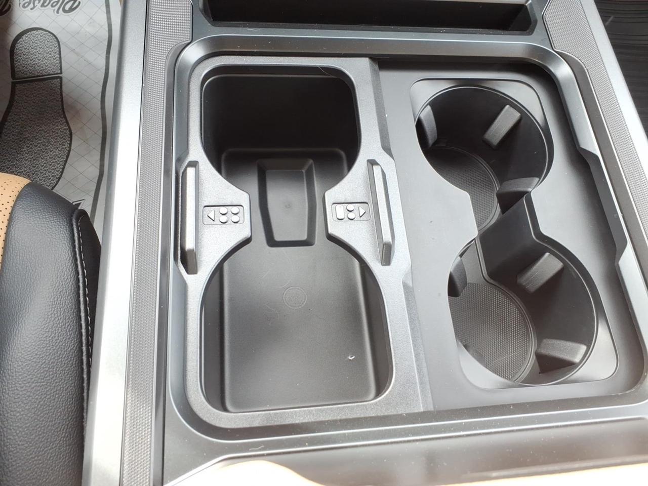 Ford Super Duty F-550 DRW  2026