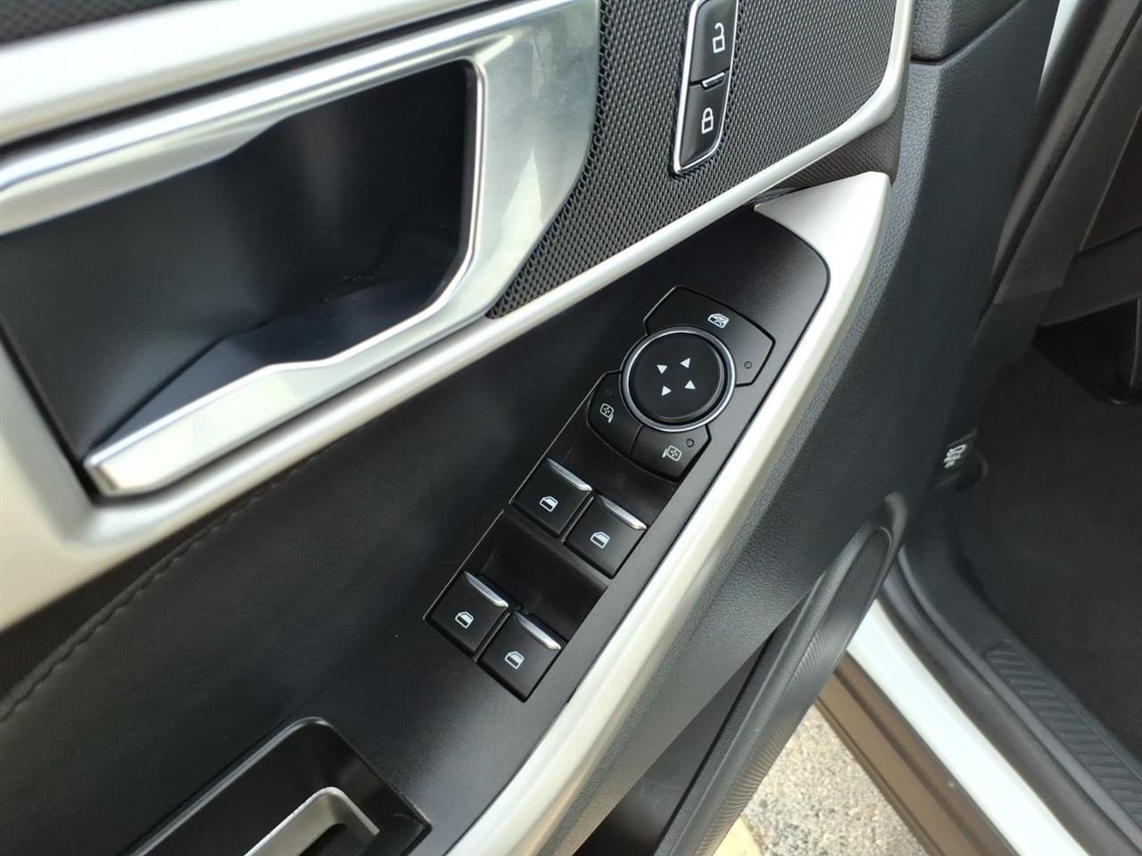 Ford Explorer  2020