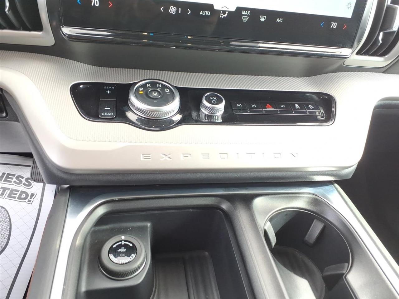 Ford Expedition  2025