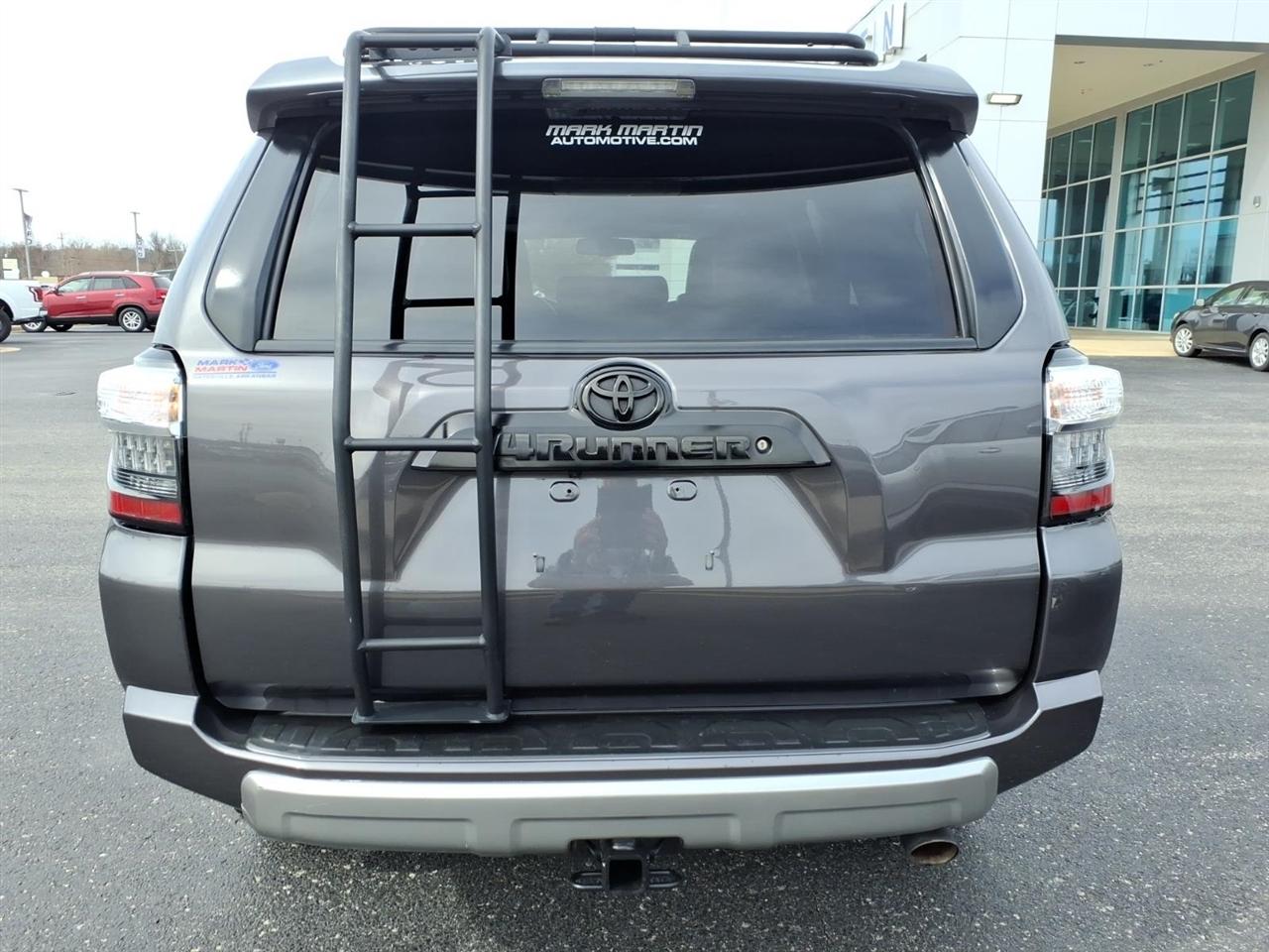 Toyota 4Runner  2018