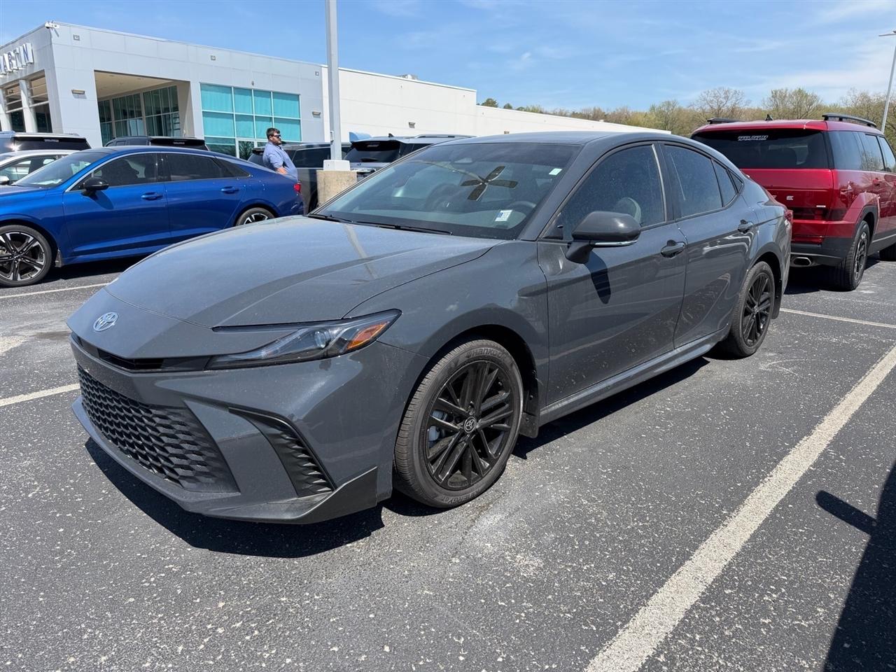Toyota Camry  2025