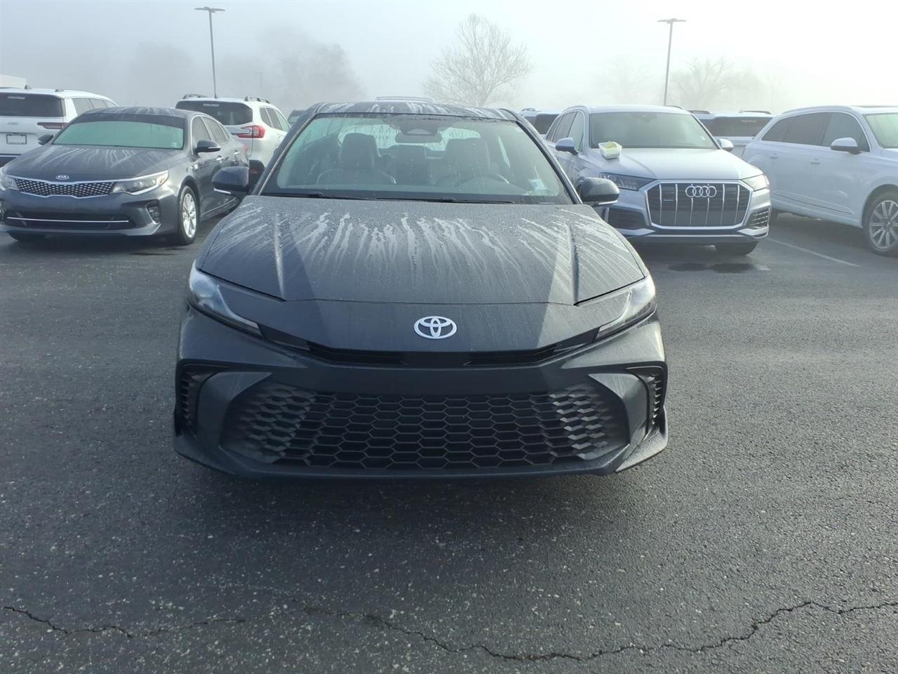 Toyota Camry  2025