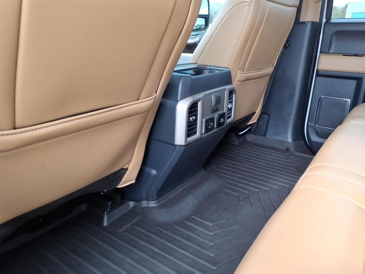 Ford Super Duty F-450 DRW  2022