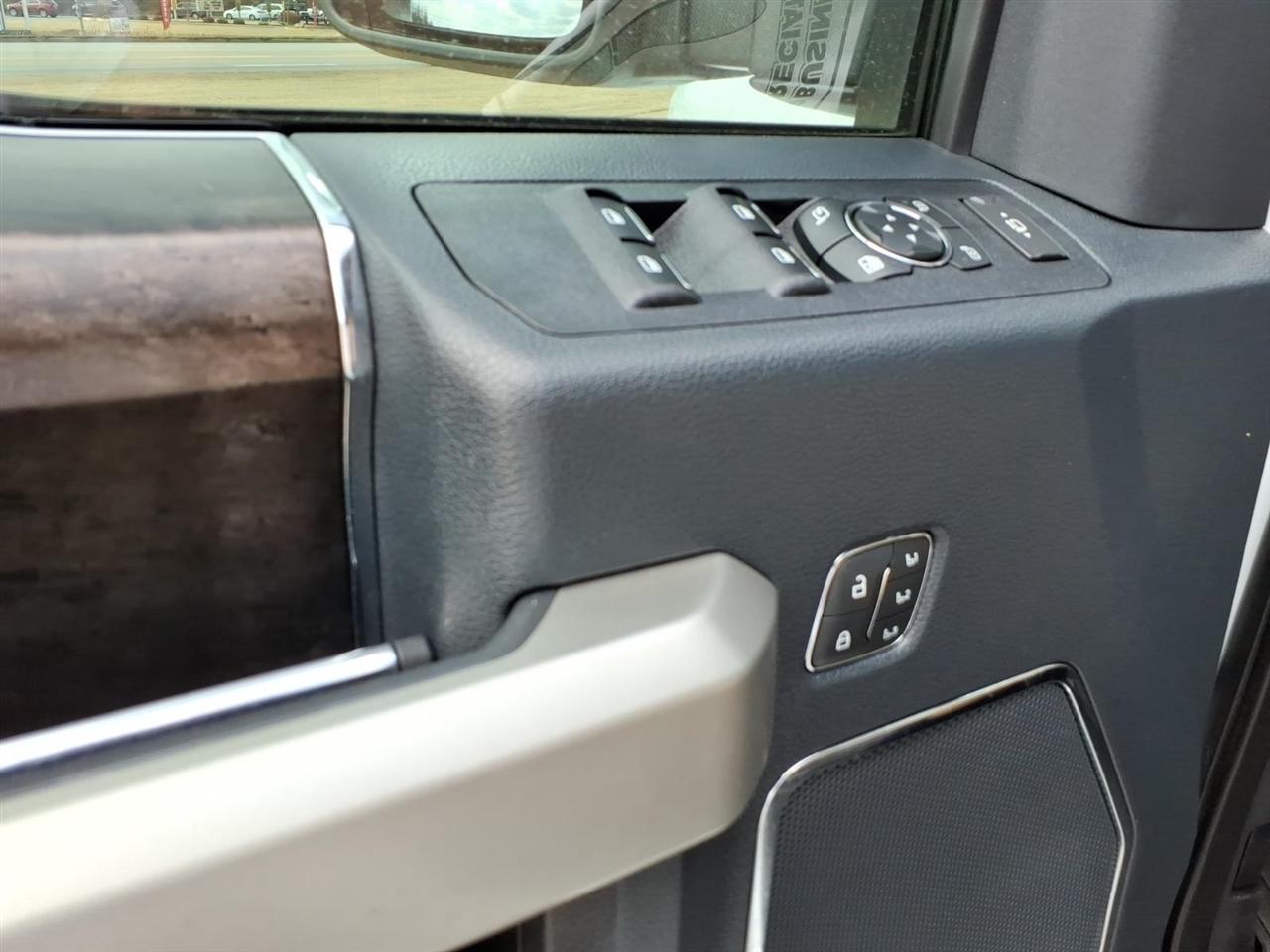 Ford Super Duty F-450 DRW  2022