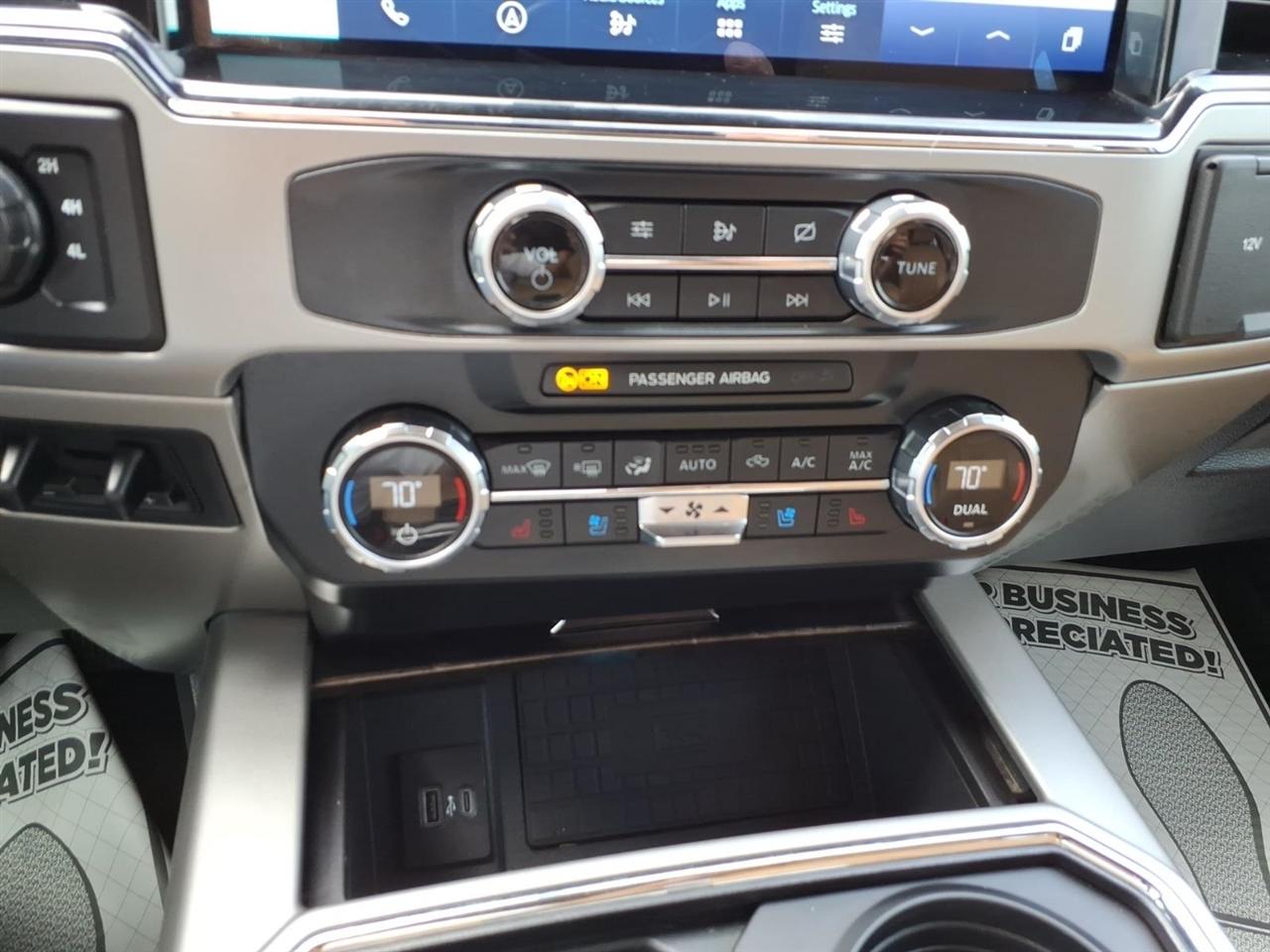 Ford Super Duty F-450 DRW  2022