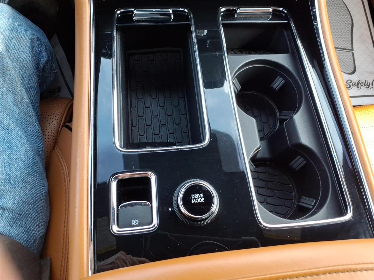 Lincoln Aviator  2021