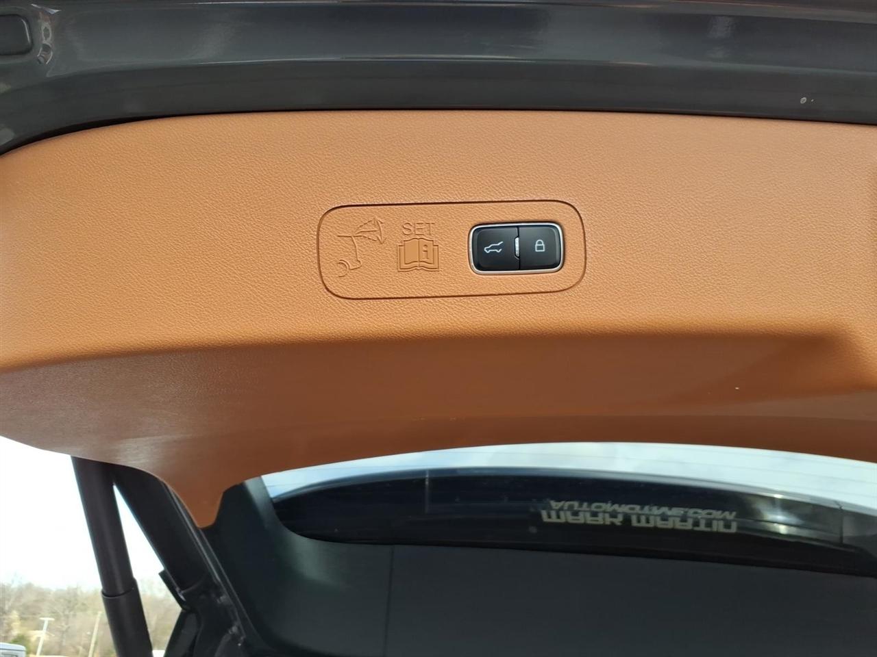 Lincoln Aviator  2021