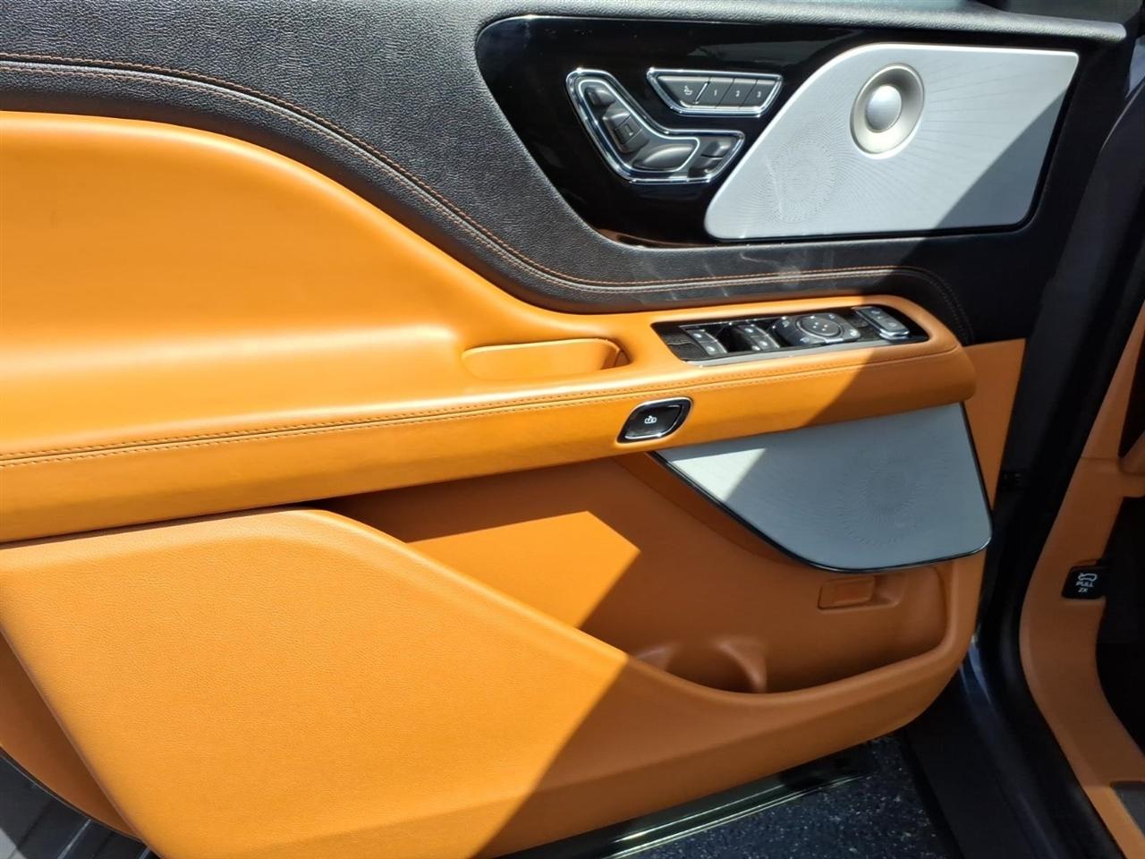 Lincoln Aviator  2021