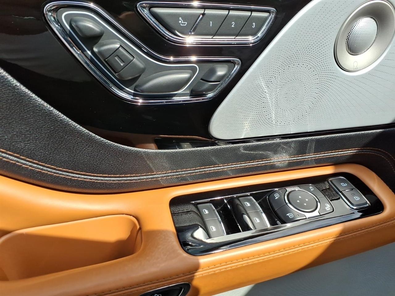 Lincoln Aviator  2021