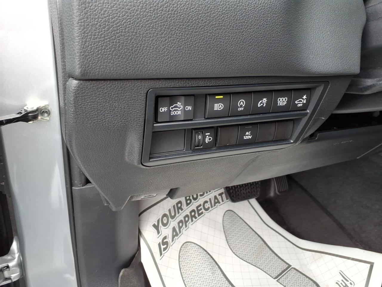 Toyota Tundra 4WD  2022