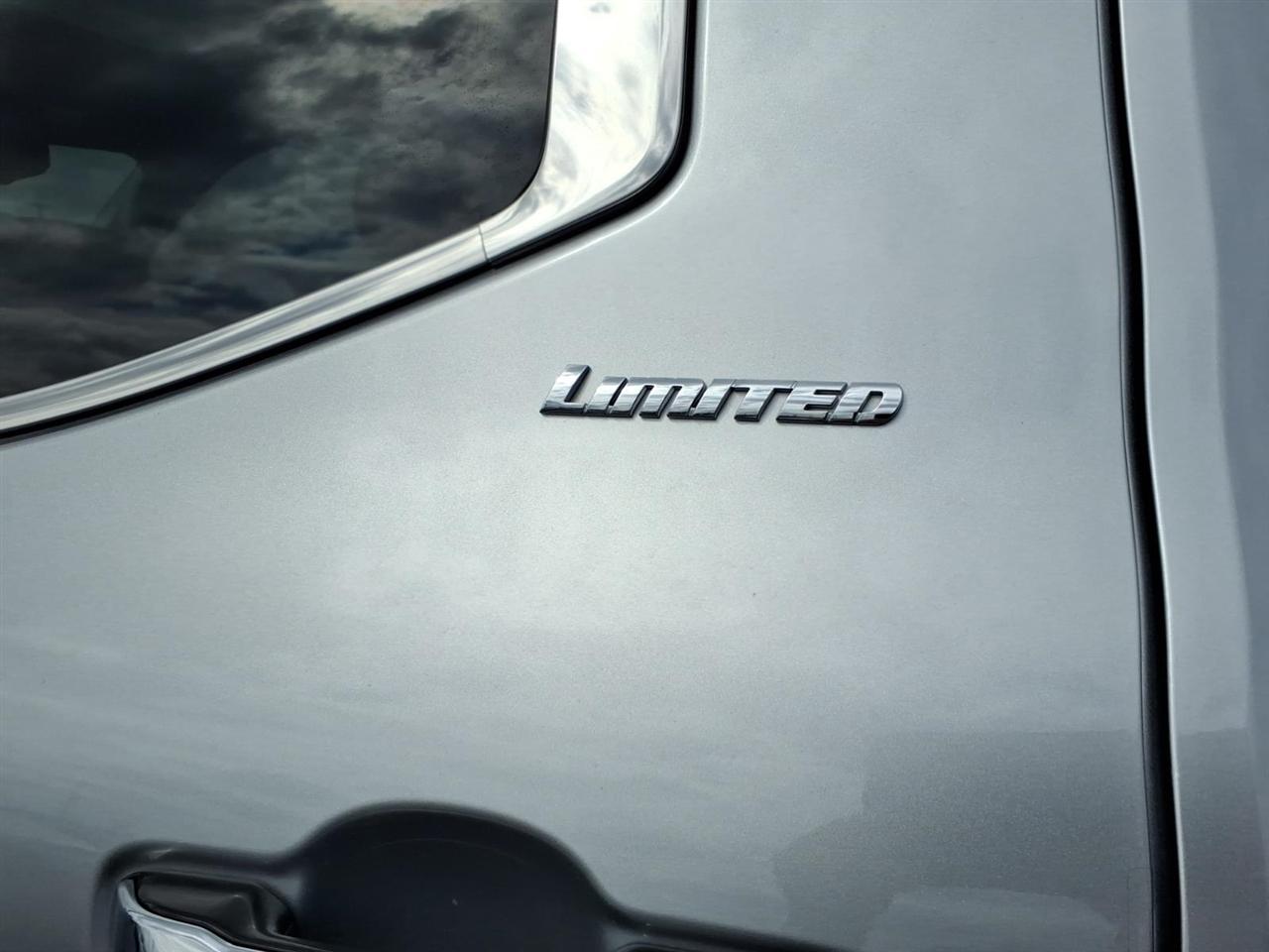 Toyota Tundra 4WD  2022